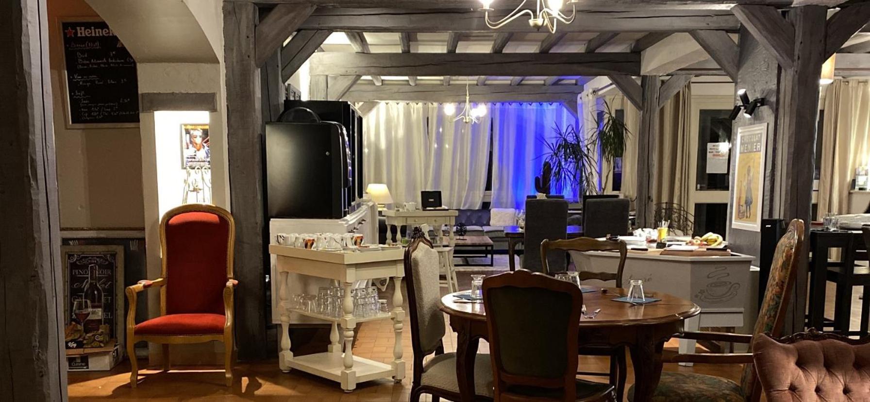 Logis Hotel Medieval, Montelimar Nord Rochemaure Екстер'єр фото