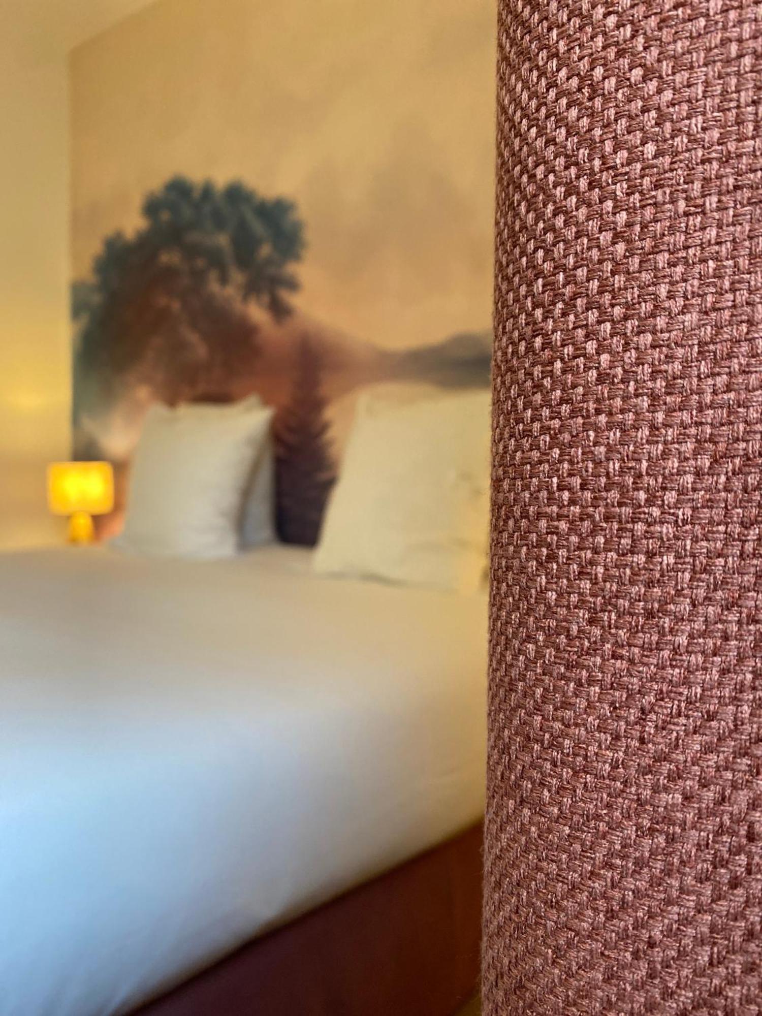 Logis Hotel Medieval, Montelimar Nord Rochemaure Екстер'єр фото
